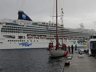 Die Norwegian Jewel