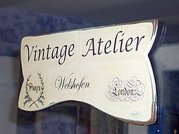 Shabby Chic und Vintage: Schild „Vintage Atelier Welshofen“ (Handarbeit)