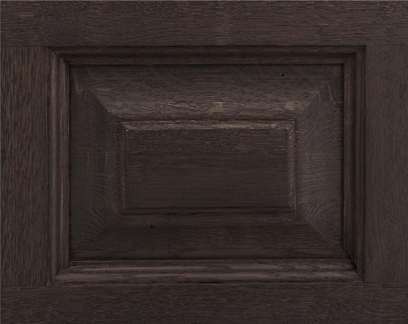 Landhausmöbel von Antik mit Stil, Ausführung Eiche